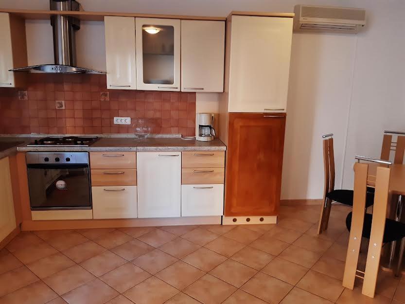 Apartmani Delas Пиешчана Увала Екстериор снимка